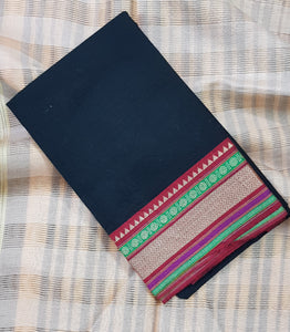 Bĺack with maroon Mangalgiri pure cotton blouse piece with traditional woven border. The blouse piece comes with 42 inches by  width and length up to 1mt.