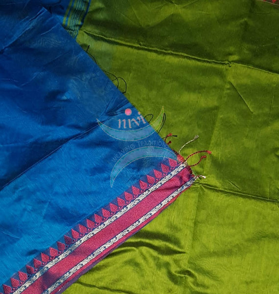 Green Bengal handloom cotton blend with temple border and contrasting Royal blue pallu  and blouse.