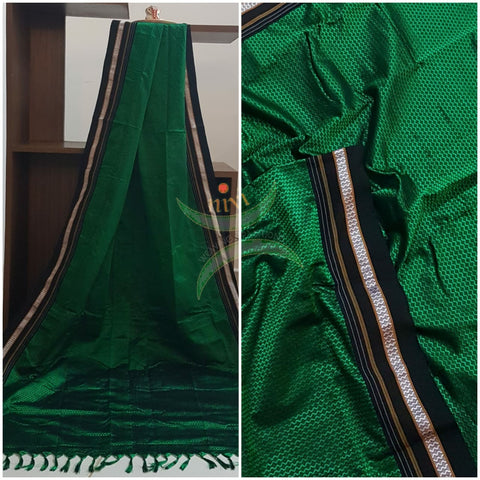 Handloom green with black border khun/ khana dupatta