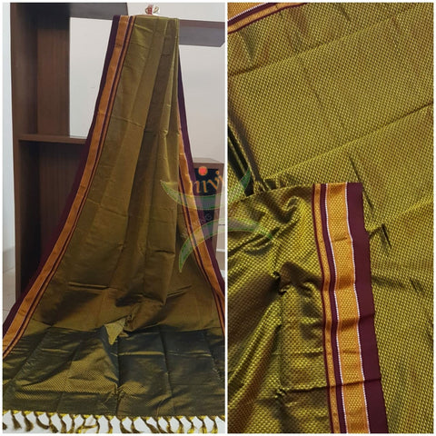 Handloom mehendi green with maroon border khun/ khana dupatta
