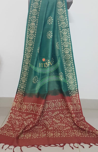Red with Green handloom silk blend batik printed 3 piece set