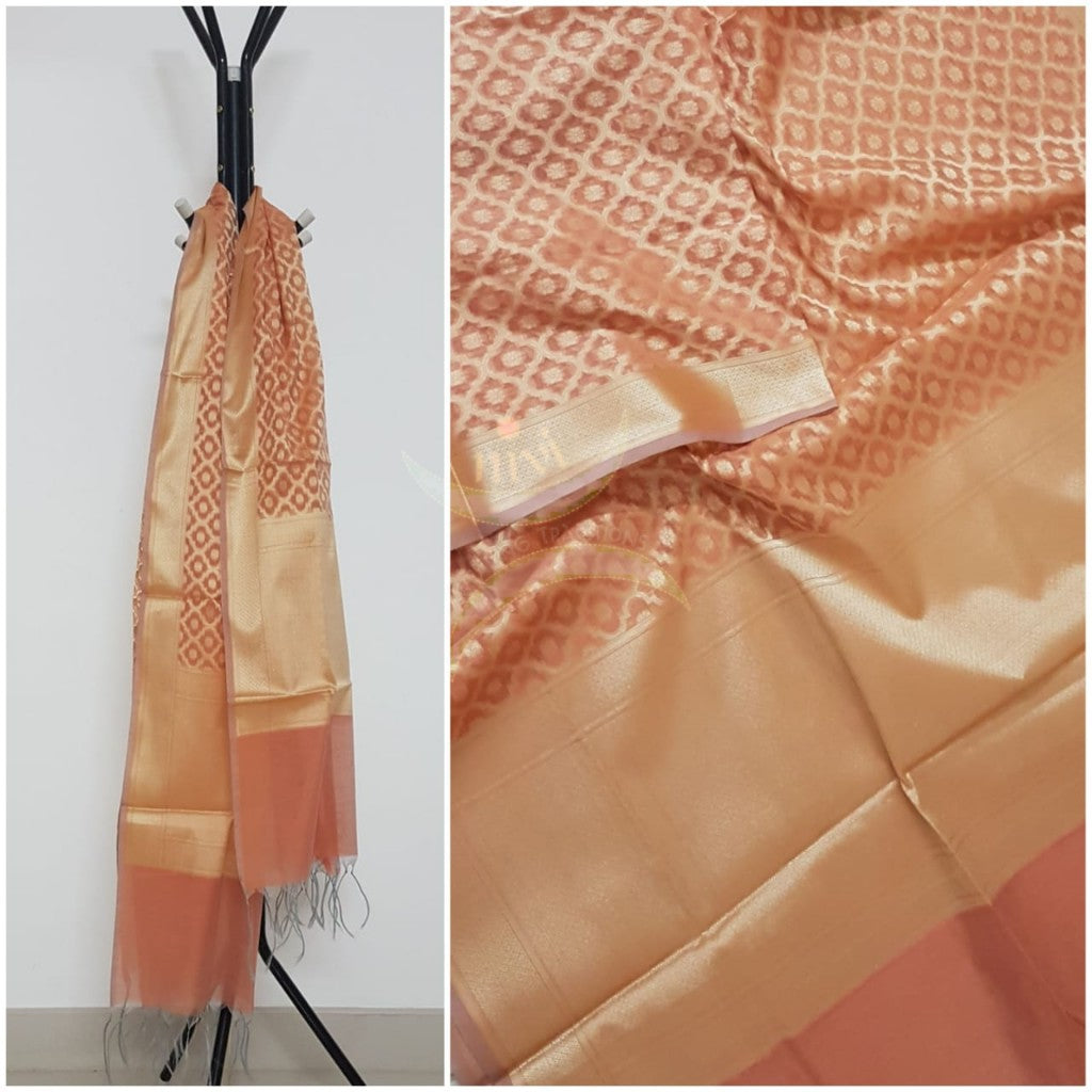 Peach chenderi benaras brocade duppata with all over jacquard weaving.