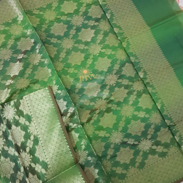 Two tone green chenderi  benaras brocade duppata with all over jacquard weaving.