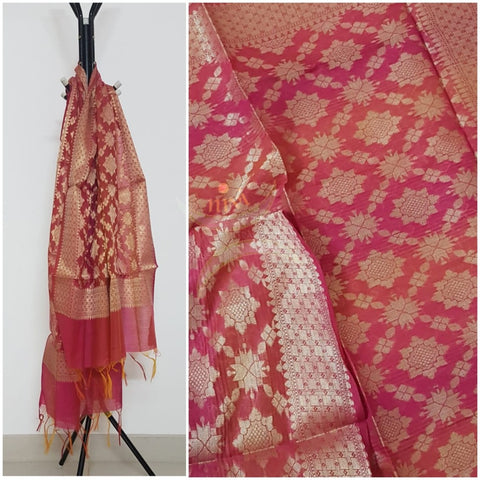 Two tone pink chenderi beneras brocade duppata with all over jacquard weaving.