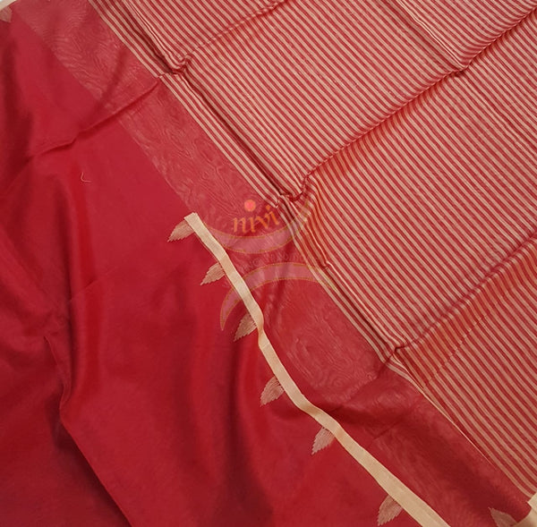 Red bengal cotton handloom with beige  border and pallu