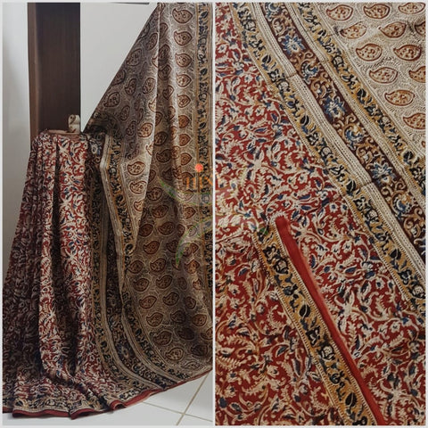 Red chennur silk handloom kalamkari Saree. Saree comes with printed blouse piece.