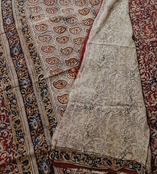 Red chennur silk handloom kalamkari Saree. Saree comes with printed blouse piece.