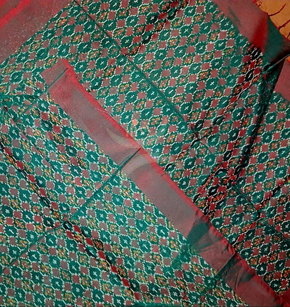 Handloom two tone green silk cotton pochampalli ikat dupatta