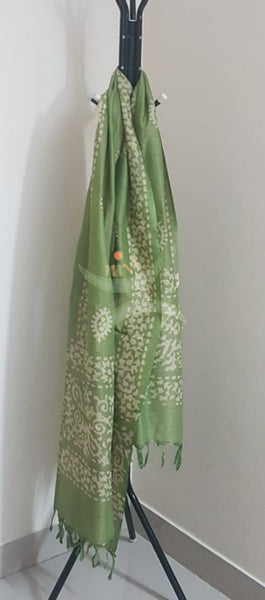 Green handloom silk blend batik dupatta