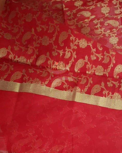 Red chanderi benaras  brocade duppata with all over jacquard weaving.