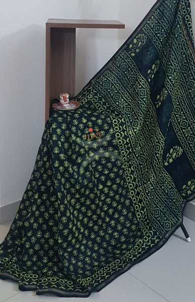 Green handloom chanderi with dabu block print