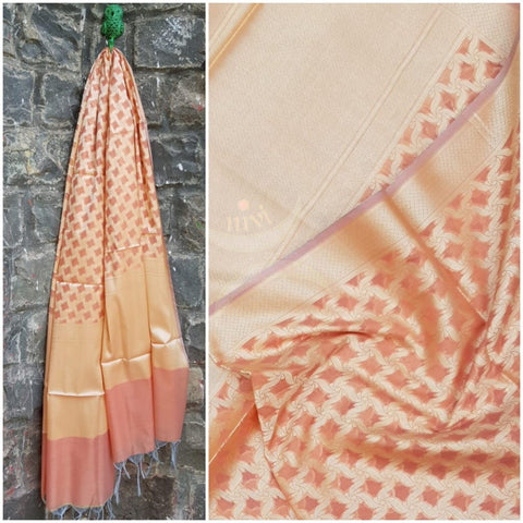Peach chanderi benaras  brocade duppata with all over jacquard weaving.