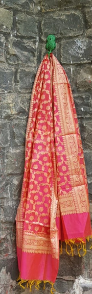 Pink chanderi benaras  brocade duppata with all over jacquard weaving.