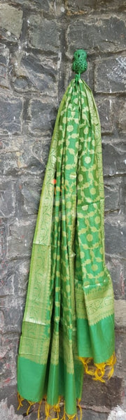 Green chanderi benaras  brocade duppata with all over jacquard weaving.