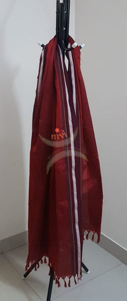 Dark red khun/khana dupatta