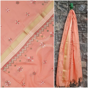 Peach kota cotton dupatta with kasuti embroidery