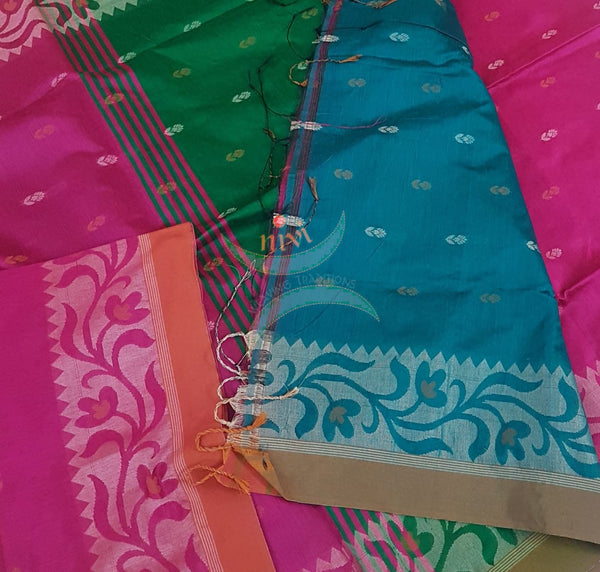 Pink Handloom cotton with woven booties and border. saree comes with contrast blouse