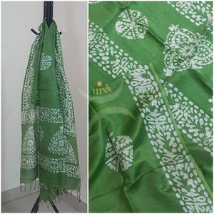 Handloom soft silk batik dupatta