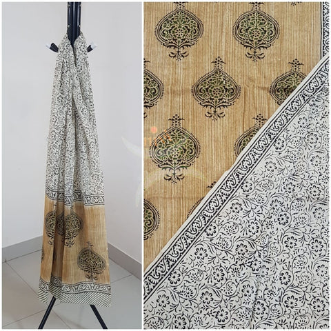 Handblock printed cotton 3 piece suit with cotton block printed duppata.