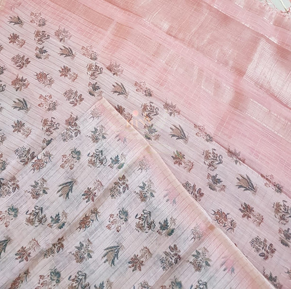 Digital printed linen saree.