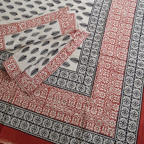 Handloom handblock printed pure cotton king size bed sheet of size 90×108 inches