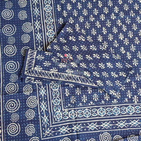 Handloom indigo handblock printed pure cotton king size bed sheet of size 90×108 inches