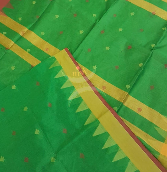 Green Bengal handloom woven saree with temple border and contrast pallu.