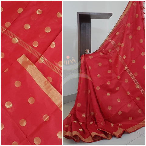Red Bengal handloom woven saree with tissue border and allover woven booties.