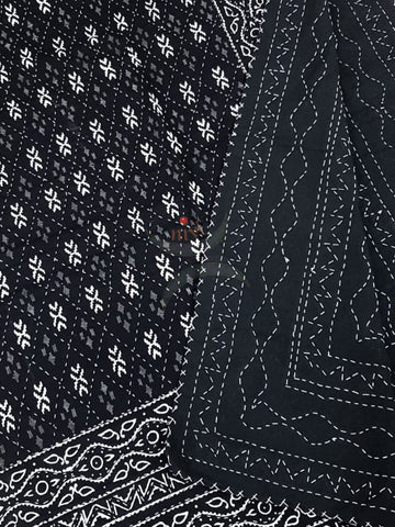 Cotton Two way Hand block printed and  Handmade kantha embroidered dohar cum bedsheet . Size 90×108 inches