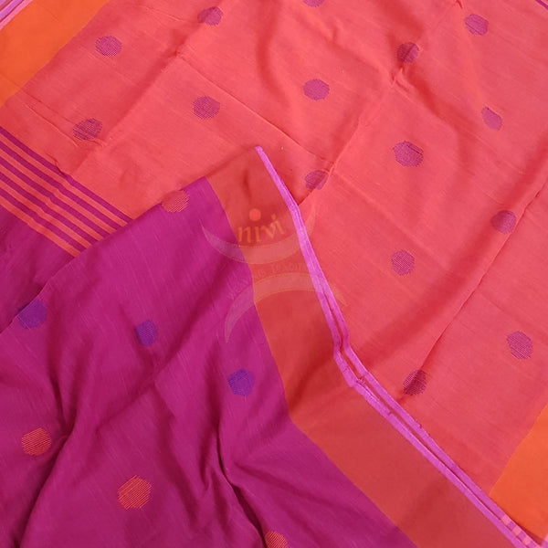 Handloom 80s count Linen saree with contrasting border and pallu.