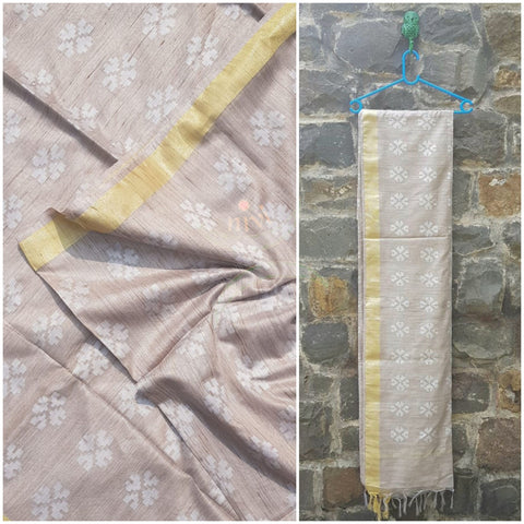 Linen with subtle gold zari border