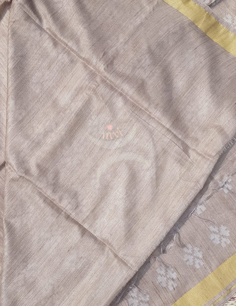 Linen with subtle gold zari border