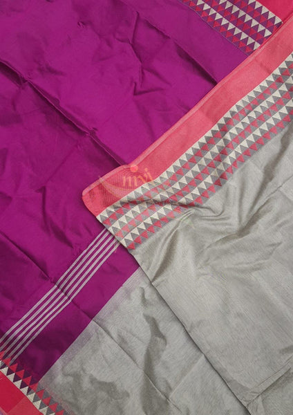 Bengal handloom cotton with contrasting pallu and blouse