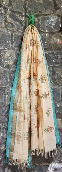 Beige kota cotton dupatta with traditional kasuti embroidery