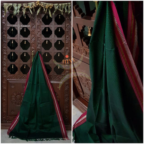 Green Khun/Khana Dupatta with contrasting pink border.