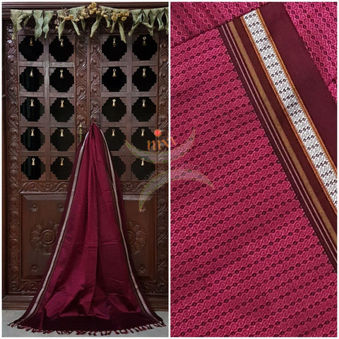 Magenta  Khun/Khana Dupatta with contrasting maroon border.