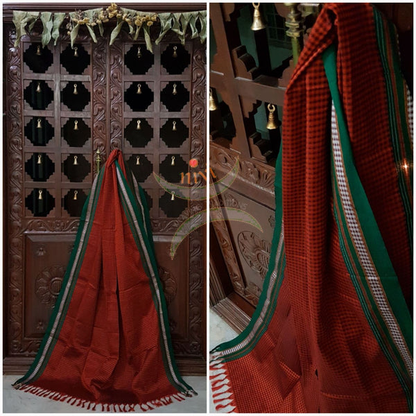 Orange Khun/Khana Dupatta with contrasting green border.