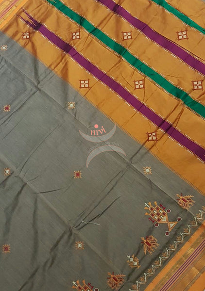 Greyish green with mustard silk cotton kasuti embroidered Ilkal with Anne ambari motif and traditional tope teni pallu . 