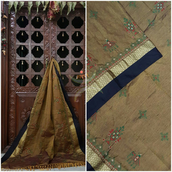 Brown shot Green with Black Kota Cotton Kasuti embroidered Duppata with Traditional Anne Ambari motifs.