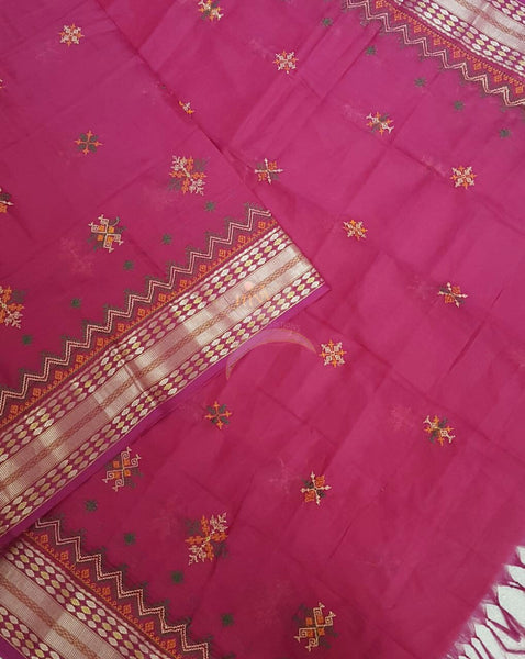 Fuschia pink with Silver Kota Cotton Kasuti embroidered Duppata with Traditional motifs.