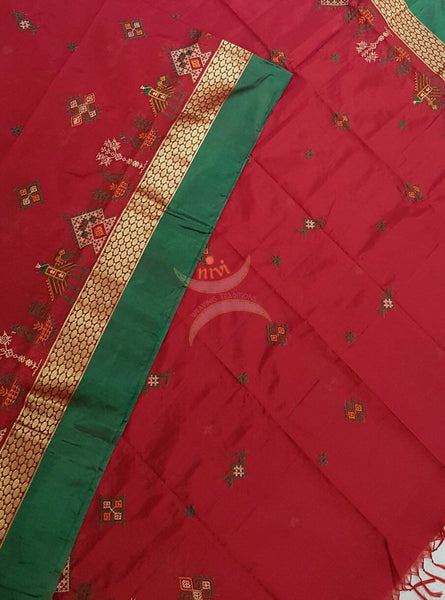 Red with Green Kota Cotton Kasuti embroidered Duppata with Traditional Anne Gopura motifs.