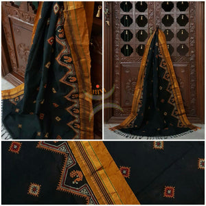 Black with Mustard Ilkal Kasuti embroidered Duppata with Traditional Peacock motifs.