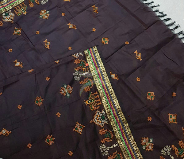 Brown with Gold Kota Cotton Kasuti embroidered Duppata with Traditional Anne Gopura motifs.