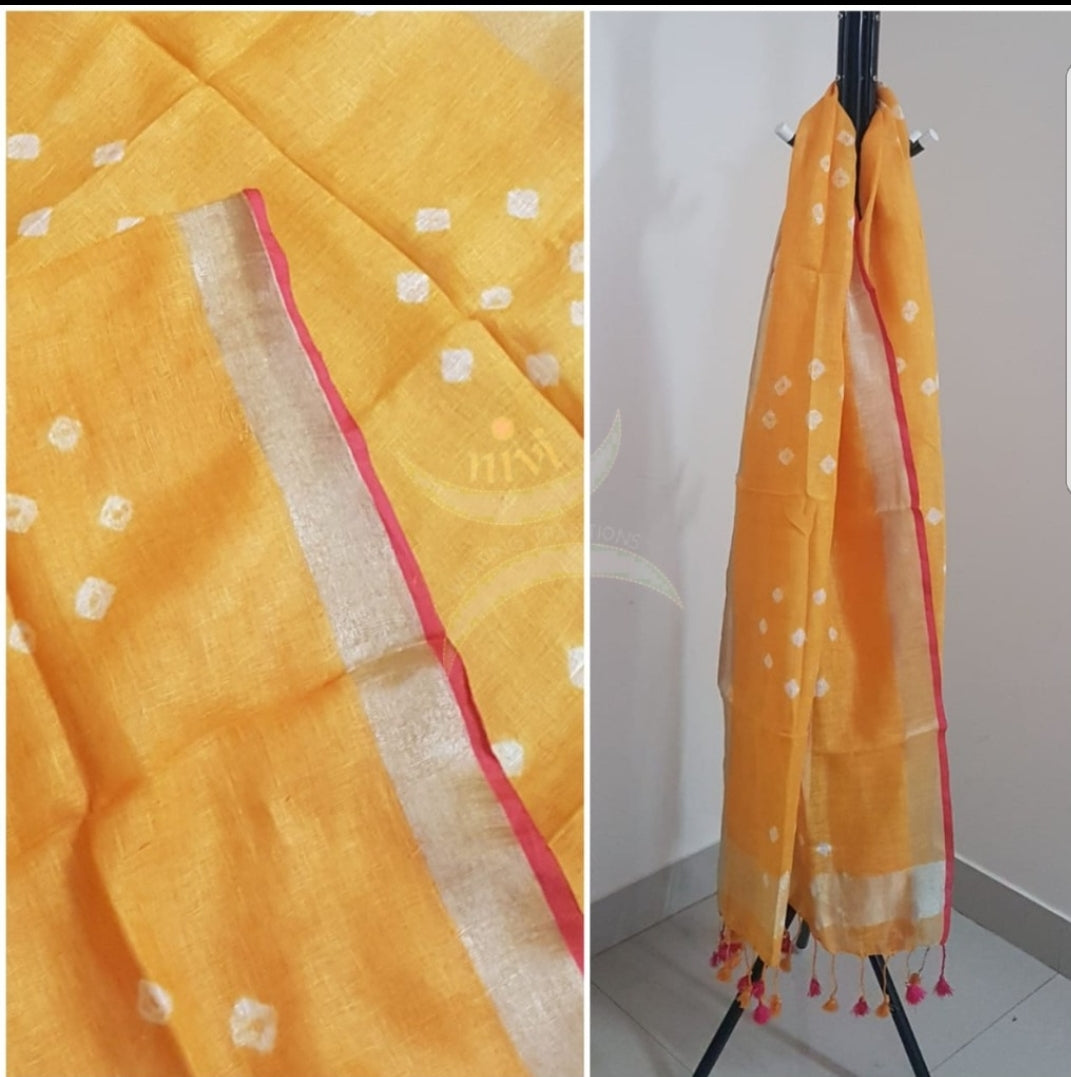 Hand printed tie dyed linen duppata.