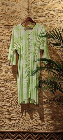 Green checks cotton dress. Long and short dress. Front length 40”, back length 43”. Size M.